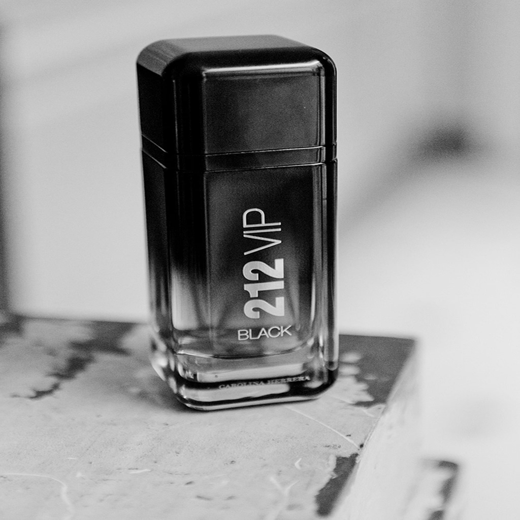 212 VIP Black Own The Party NYC Eau De Parfum - Image 4